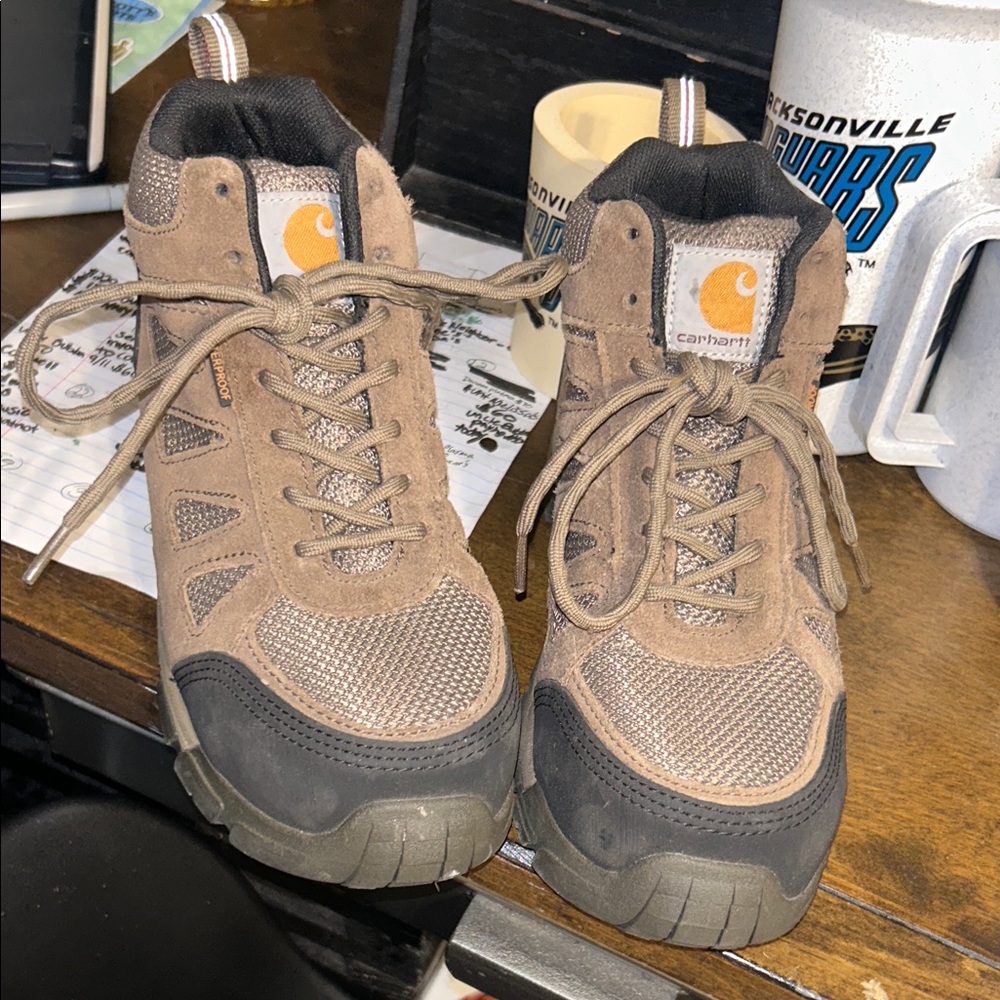 Carhartt Tan and Black Hiking Boots